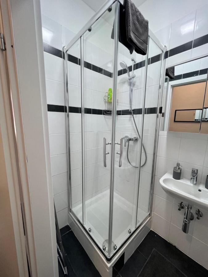 וינה Prater Urban Retreat Near City Centre מראה חיצוני תמונה